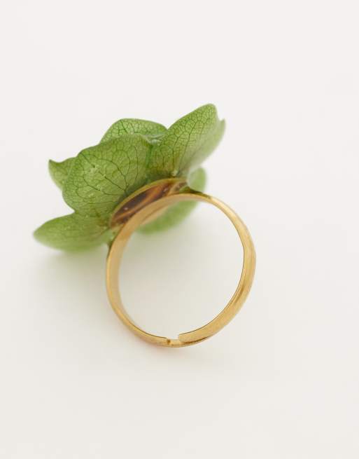 Kaiia exclusive 3D flower pearl detail ring in green, 2 of 3