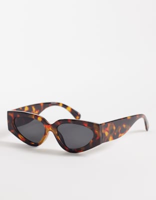 Kaiia Exclusive Angular Sunglasses In Brown