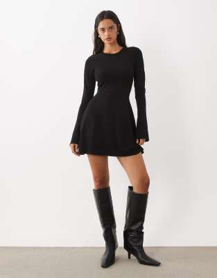 Black 4