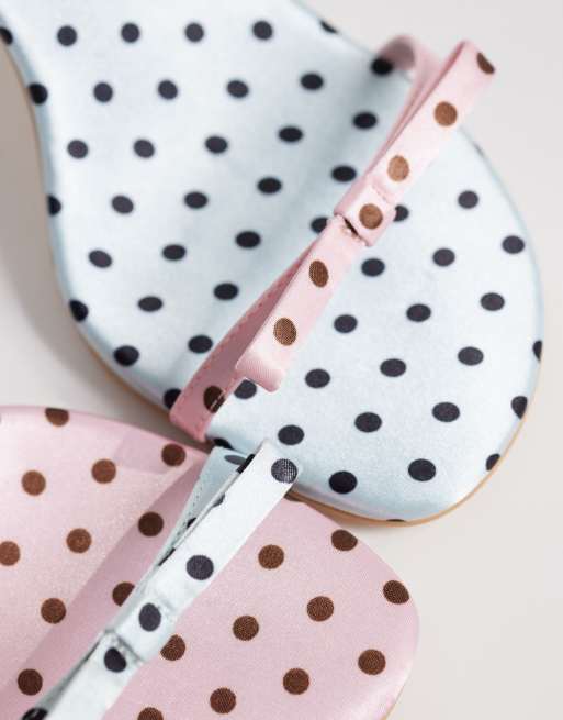 Kaiia exclusive contrast bow detail kitten heels in blue and baby pink polka dot, 3 of 4