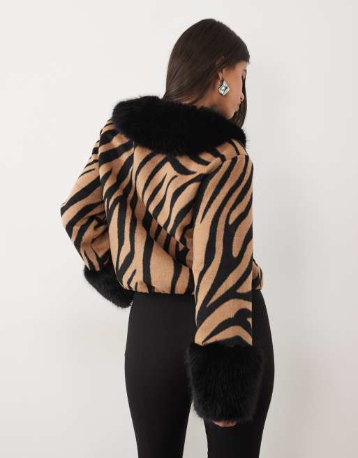 Kaiia exclusive contrast faux fur trim jacket in beige zebra print, 4 of 4