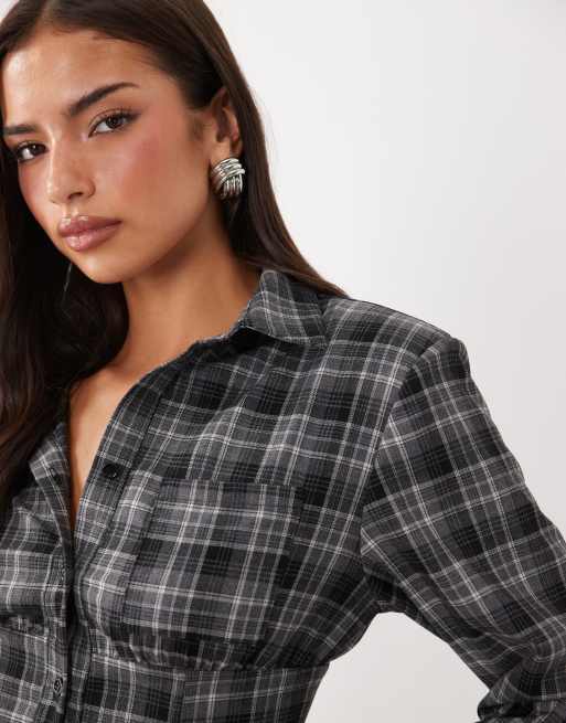 Kaiia exclusive corset detail cinched cropped shirt in blue check, 3 of 4