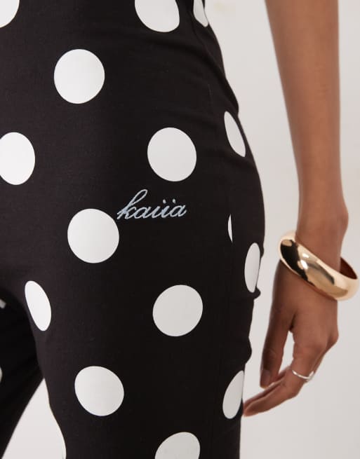 Kaiia exclusive cotton rich capri trousers co-ord in black and white polka dot, 3 of 5