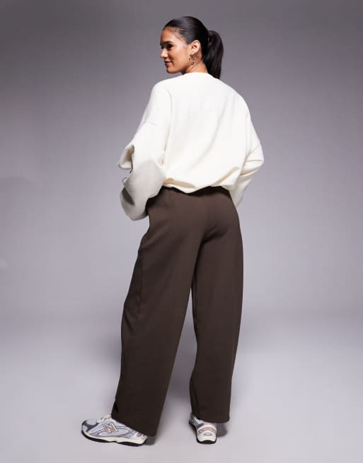 Kaiia exclusive cotton rich seam detail barrel leg joggers in chocolate brown  , 4 of 5