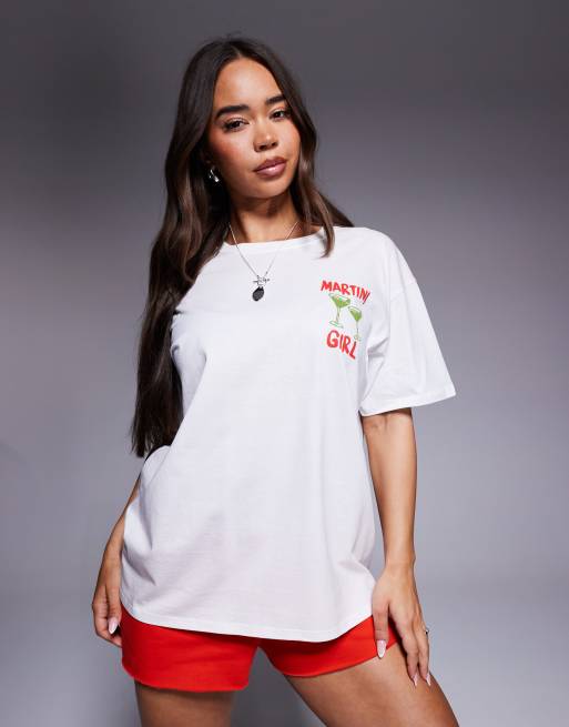 Kaiia exclusive cotton 'this girl needs a martini' slogan graphic oversized t-shirt in white, 3 of 4