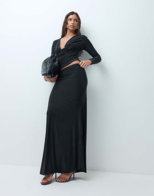 Kaiia exclusive double sculpted slinky cowl front top co-ord in black , 2 of 5