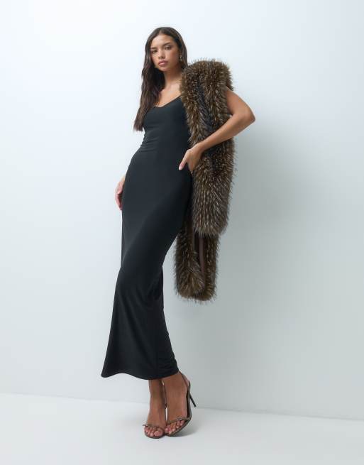 Kaiia exclusive double sculpted slinky sweetheart neckline maxi dress in black, 5 of 5