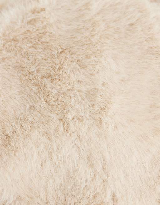 Kaiia exclusive faux fur bucket hat in cream, 3 of 3