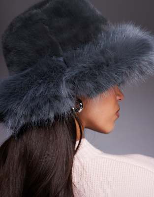 Kaiia Exclusive Faux Fur Bucket Hat In Gray