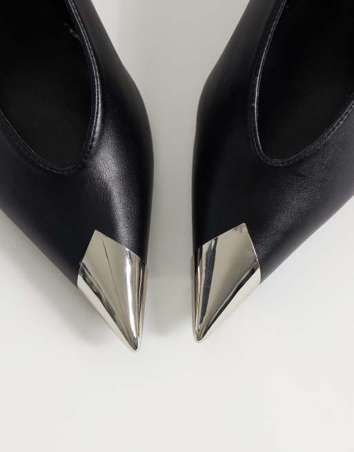 Kaiia exclusive faux leather silver point sling back kitten heels in black, 2 of 4