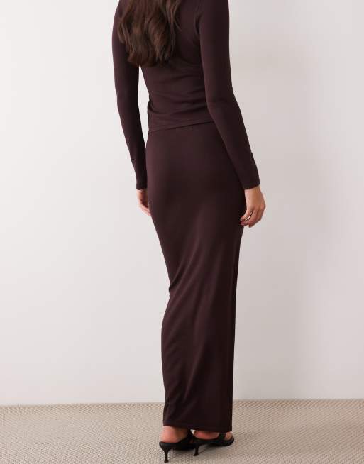 Kaiia exclusive fine knit maxi column skirt co-ord in brown, 2 of 5