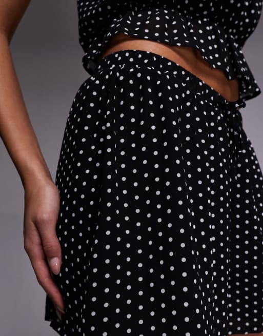 Kaiia exclusive floaty chiffon shorts co-ord in black and white polka dot, 4 of 5
