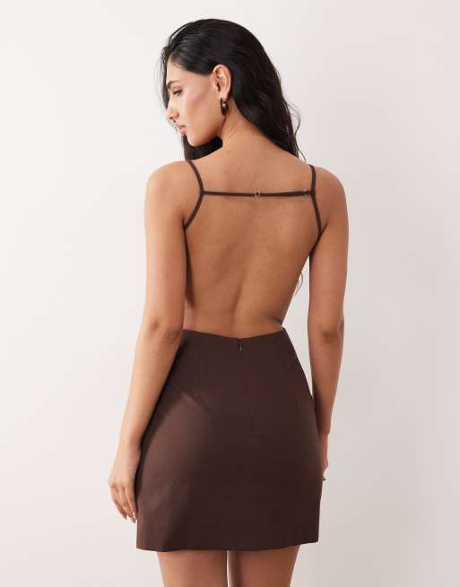 Kaiia - Exclusive - Getailleerde mini jurk van linnenmix met bandjes en open achterkant in chocoladebruin, 4 van 4