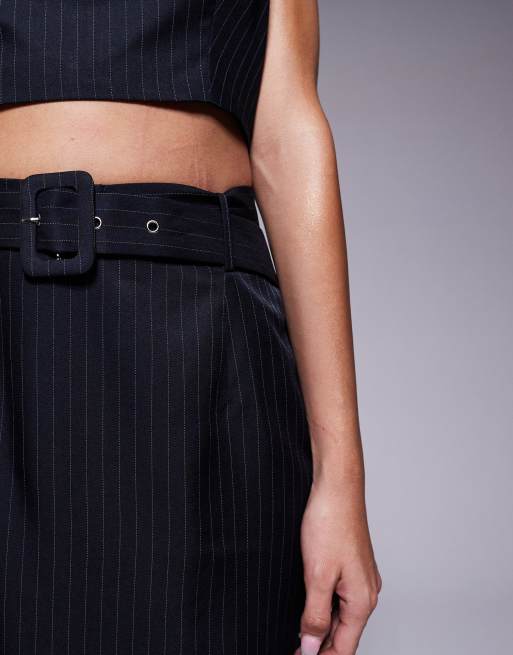 Kaiia Exclusive – Granatowa spódnica maxi z dopasowanym paskiem w prążki, 4 z 5