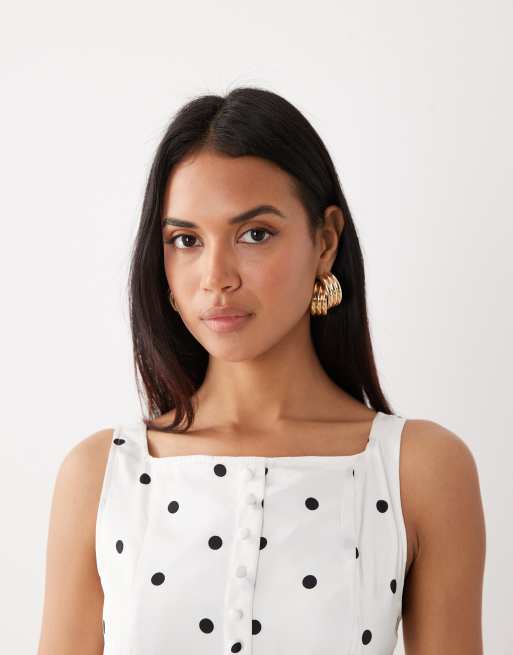 Kaiia exclusive high square neck button through drop waist satin maxi dress in mono polka dot, 3 of 4