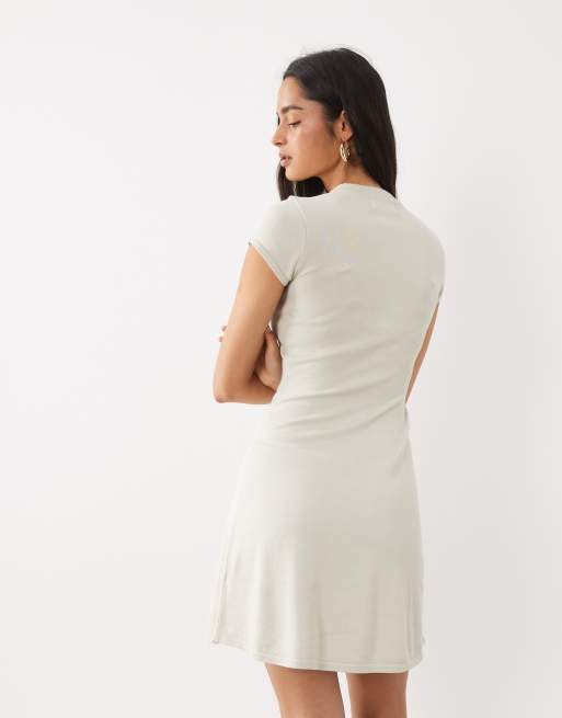 Kaiia exclusive knitted cap sleeve mini skater dress in cream, 3 of 4