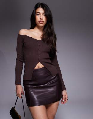 Kaiia Exclusive Off The Shoulder Button Split Front Long Sleeve Knit Top In Brown