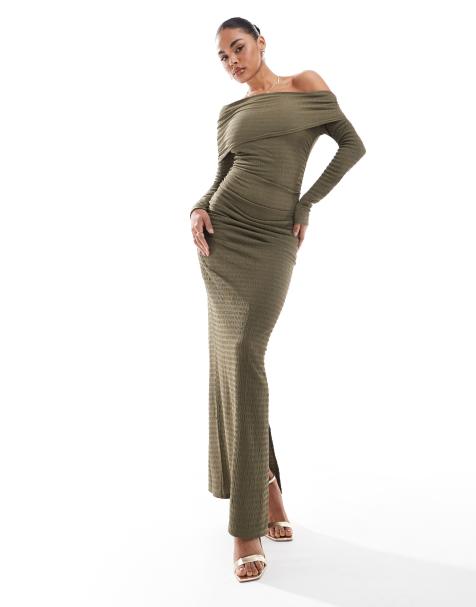 Kaiia Exclusive – Oliwkowozielona sukienka maxi z odkrytymi ramionami i dekoltem bandeau - view 1