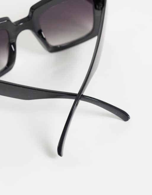 Kaiia exclusive oversized chunky square sunglasses in black, 3 of 3