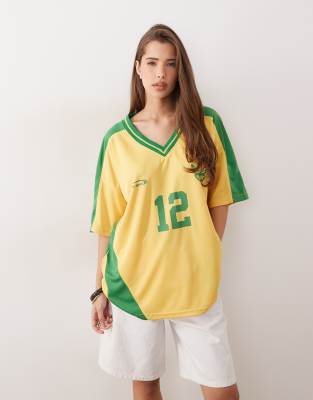 Kaiia Exclusive Oversized V-neck Soccer Jersey In Multi