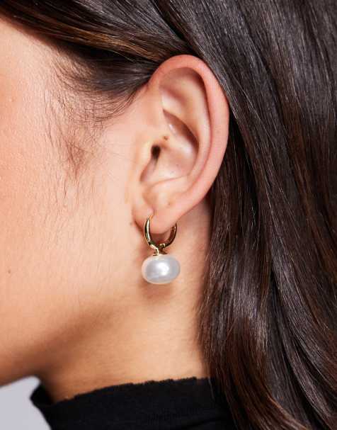 Kaiia exclusive pearl drop hoop earrings in gold - view 1