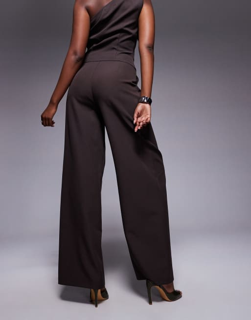 Kaiia exclusive pleat detail wide leg tailored trousers co-ord chocolate brown, 3 of 5