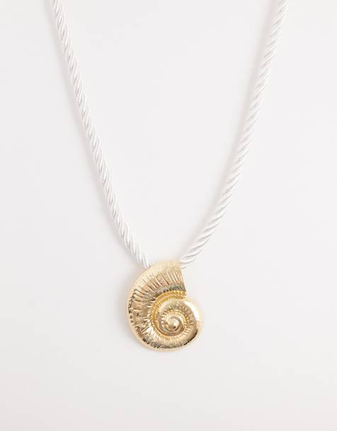 Kaiia exclusive rope chain shell necklace in gold - view 1