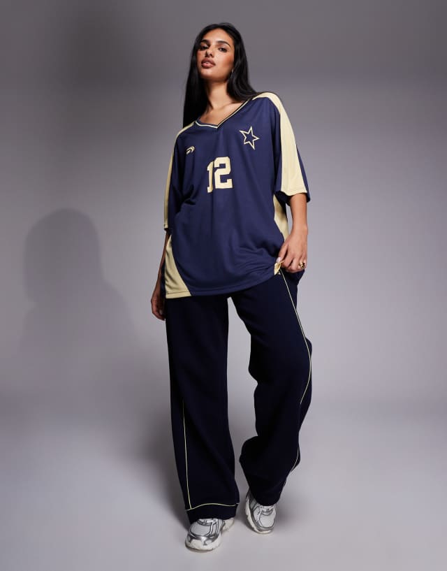 Kaiia Exclusive sport oversized V-neck soccer jersey in navy and
