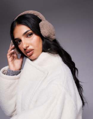 Kaiia - Exclusive - Stern-Ohrenschützer aus Teddyfell in Braun-Brown