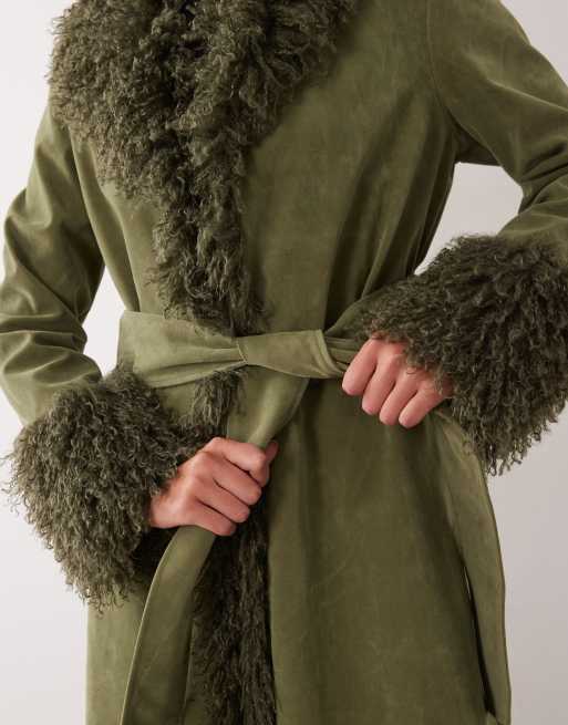 Kaiia exclusive suedette faux fur trim penny lane maxi coat in olive, 3 of 4