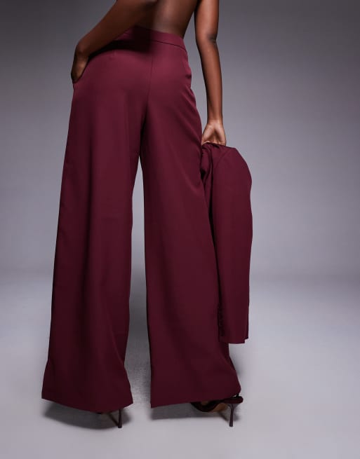 Kaiia exclusive tailored pleat detail wide leg split hem trousers co-ord in wine, 4 of 5
