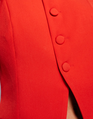 Kaiia Exclusive Tailored Split Front Vest In Red