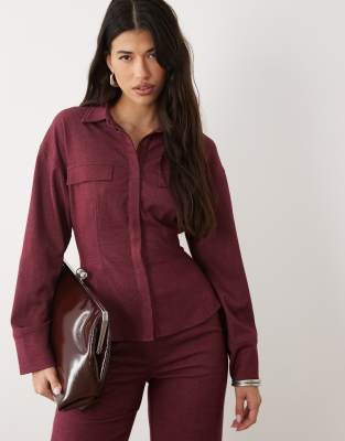 Kaiia Exclusive Tailored Stretch Woven Cinched Waist Seam Detail Shirt Co-ord In Red