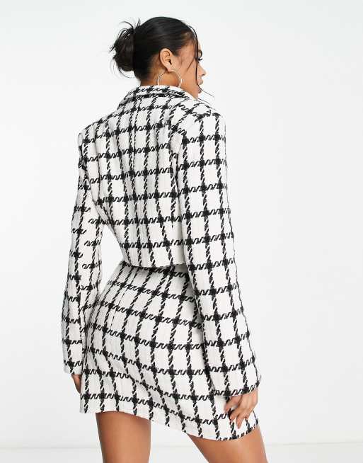 Kaiia exclusive textured cropped blazer co-ord in white check  , 2 of 4