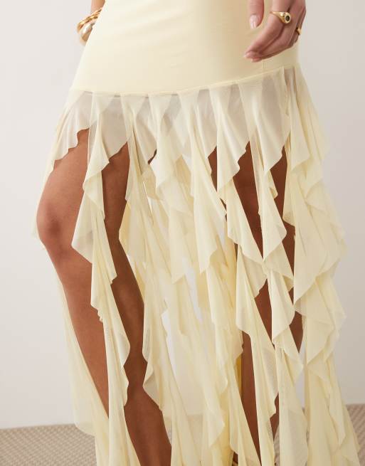 Kaiia – Exclusive – Trägerloses Maxikleid aus strukturiertem Netzstoff in Zitronengelb mit Rüschensaum, 4 von 4