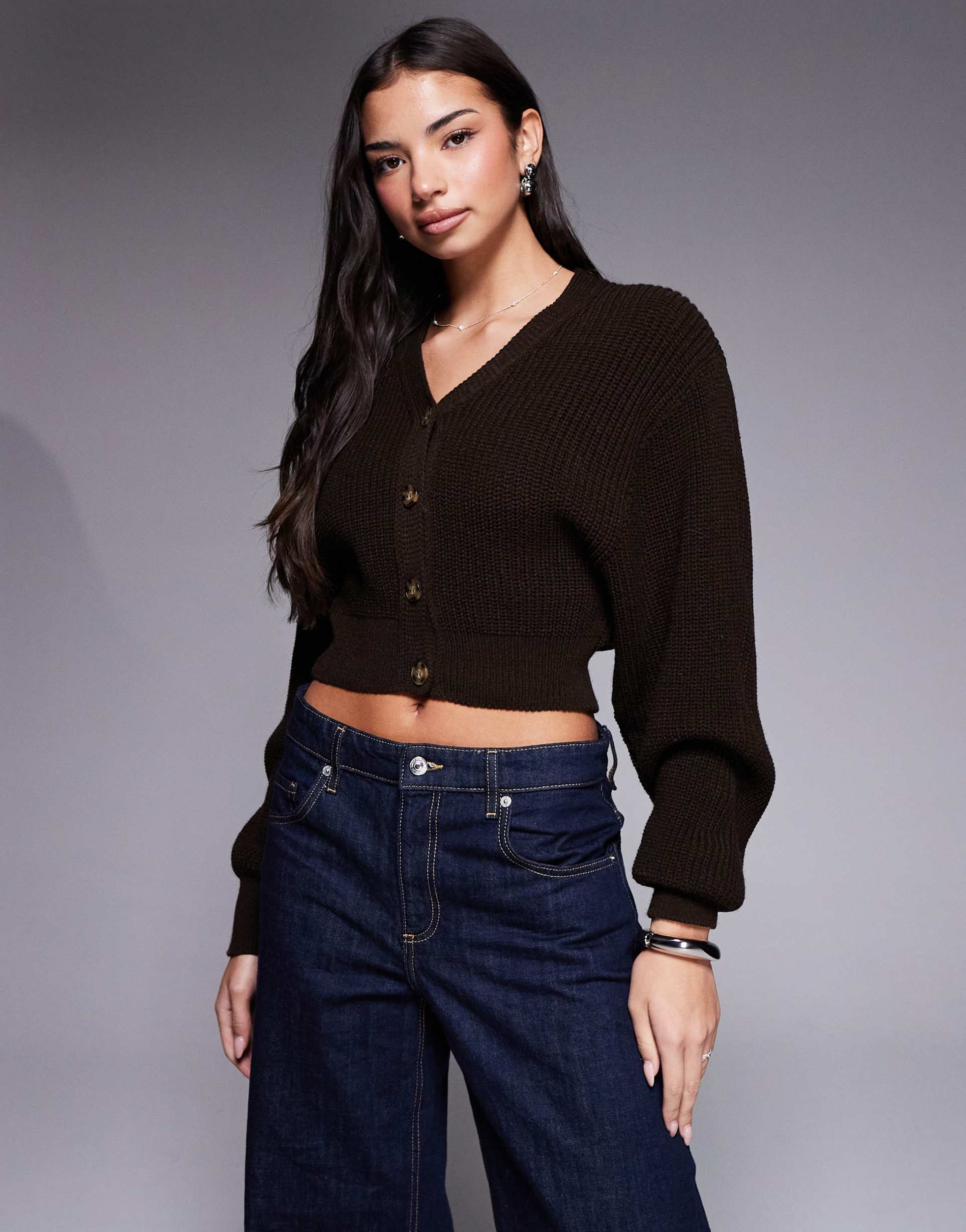 kaiia exclusive v-front button through cropped balloon sleeve cardigan in brown