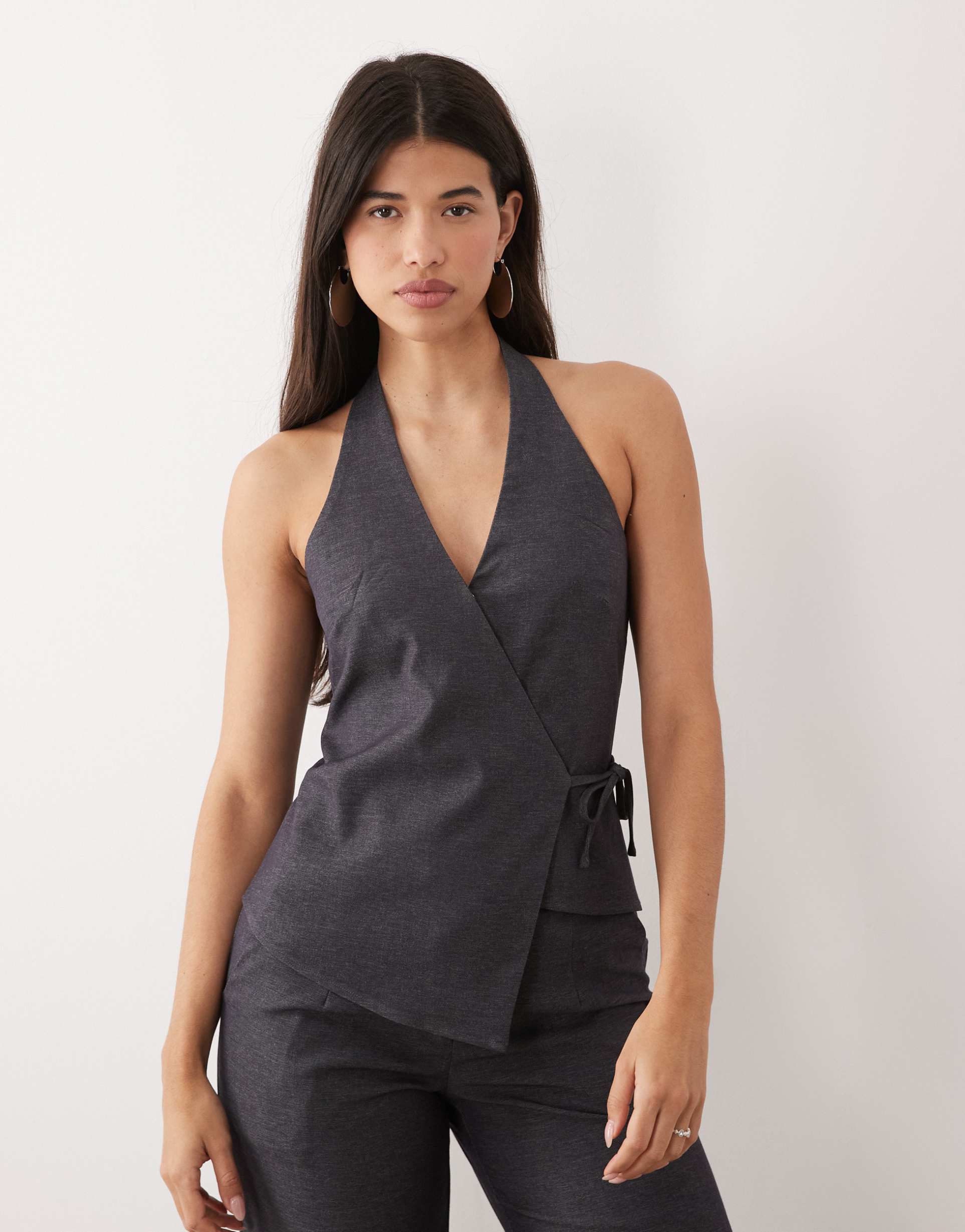 kaiia exclusive woven halterneck wrap side tie tailored stretch top in charcoal - part of a set