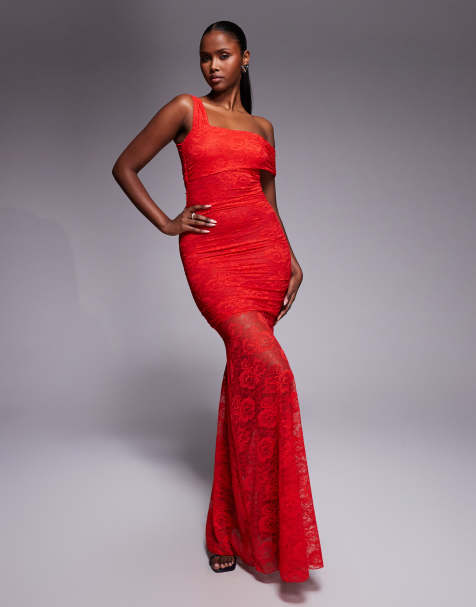 Kaiia - Exclusives - Maxi-jurk van glad dubbellaags doorschijnend kant met asymmetrische blote schouder in rood - view 1