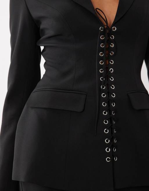 Kaiia exclusivité blazer coordonné noir à œillets, lacé et cintré à la taille, 3 de 4