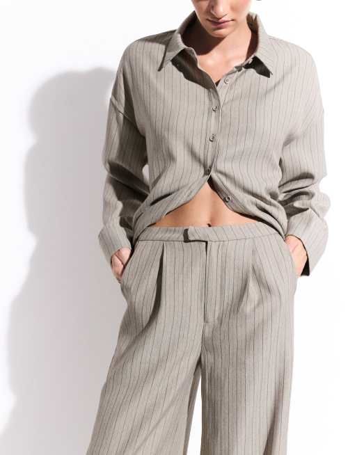 Kaiia exclusivité pantalon droit à plis sur le devant ensemble coordonné à rayures marron clair, 3 de 9