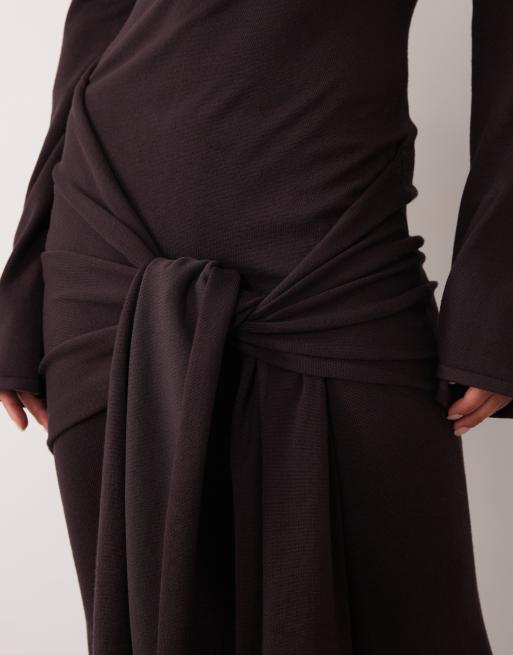 Kaiia exclusivité robe longue tricotée à détail col, nœud, drapé à la taille, chocolat, 3 de 4