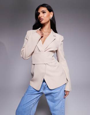 Kaiia Exklusiv - Blazer in Creme mit Abnähern an der Taille und Bindedetail auf der Rückseite-Weiß