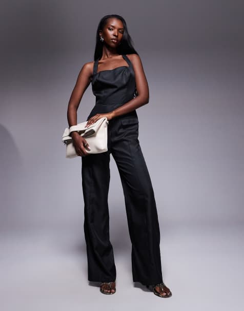 Kaiia Exklusiv – Neckholder-Jumpsuit in Schwarz mit eckigem Ausschnitt, weitem Bein und Taschendetail - view 1