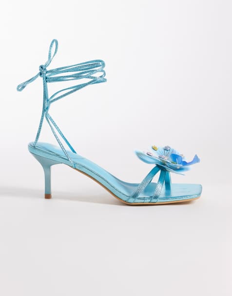 Kaiia – Exklusiv – Riemchen-Sandaletten im 2000er-Stil in Aqua mit Orchideen-Design und Strassverzierung - view 1