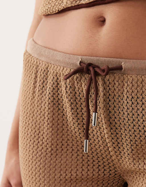 Kaiia – Exklusiv – Shorts aus Häkelstrick in Beige mit Kontrastbesatz, Kombiteil, 4 von 5