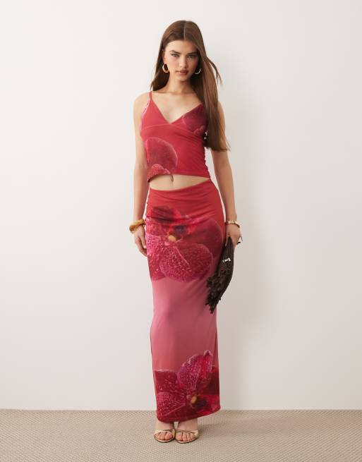 Kaiia – Exklusives Set aus anschmiegsamem Netzstoff mit rosa Ombré-Blumenmuster, aus Riemchenoberteil und Maxirock, 3 von 3