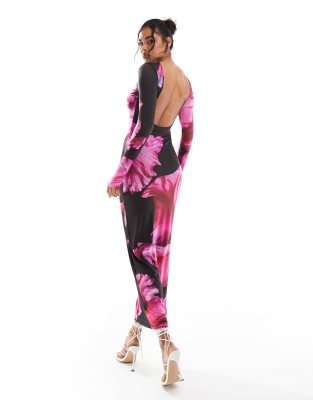 Kaiia - Exklusives, anschmiegsames Bodycon-Maxikleid mit Blumenprint in Rosa, tiefem Rückenausschnitt und langen Ärmeln-...