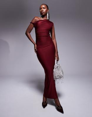 Kaiia - Exklusives, doppellagiges Bodycon-Maxikleid in Burgunderrot mit verdrehtem Off-Shoulder-Träger und geschmeidiger...