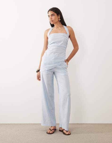Kaiia – Exklusives Set aus Leinenmix in Hellblau, aus Neckholder-Oberteil mit asymmetrischem Saum und Raffung sowie Hose - view 1