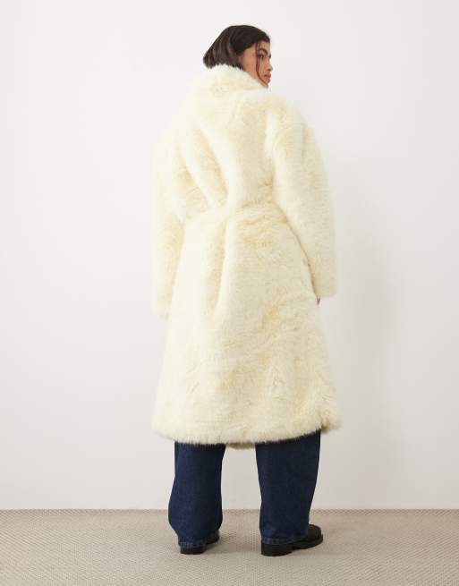 Kaiia faux fur collared belted maxi coat in butter yellow, 4 of 4
